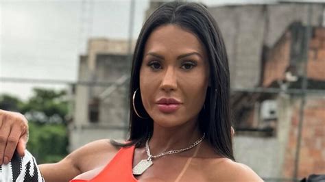 gracyanne barbosa sexy|Gracyanne Barbosa posa completamente nua e detalhe íntimo。